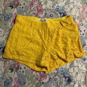 Women’s yellow lace summer shorts